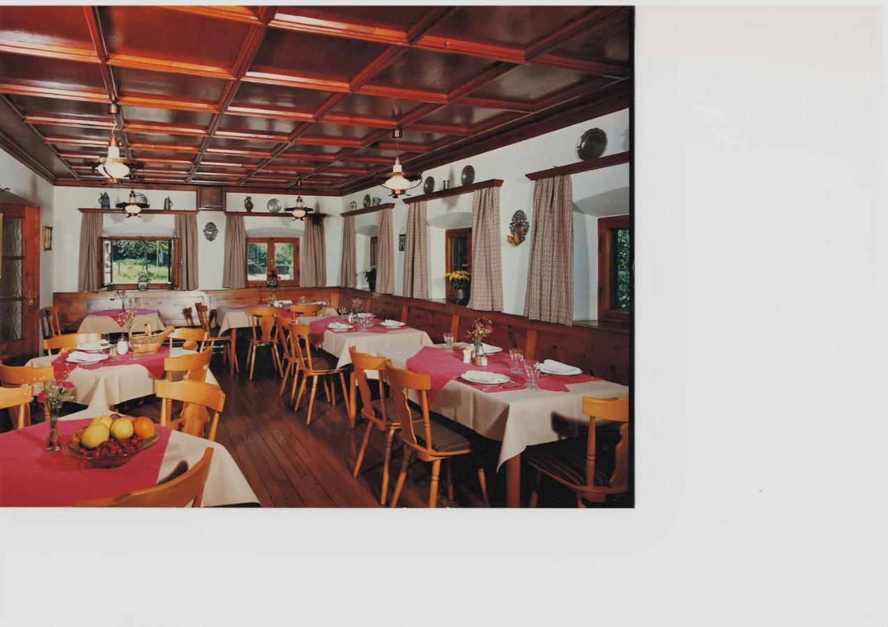 Alter Ziehbrunnen Otel Bad Endorf Dış mekan fotoğraf
